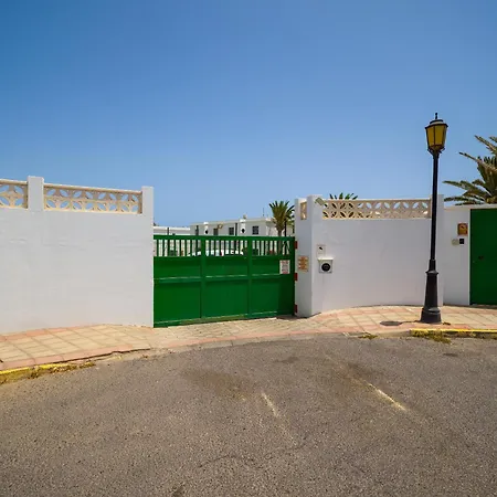 Armonia Pool View & Wi-fi By Irent Fuerteventura